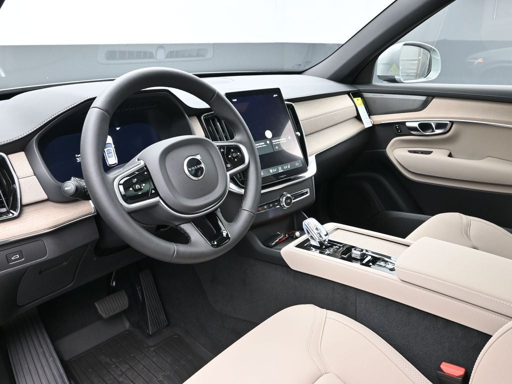 2026 Volvo XC90 B6 Plus 7-Seater