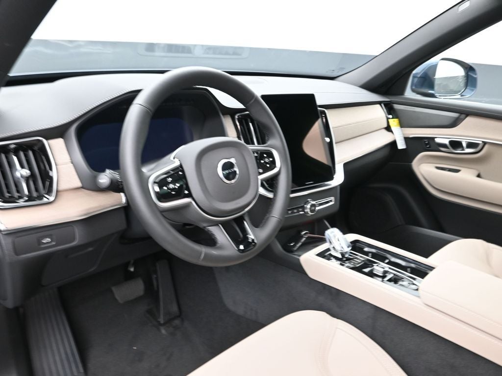 2026 Volvo XC90 B6 Plus 7-Seater