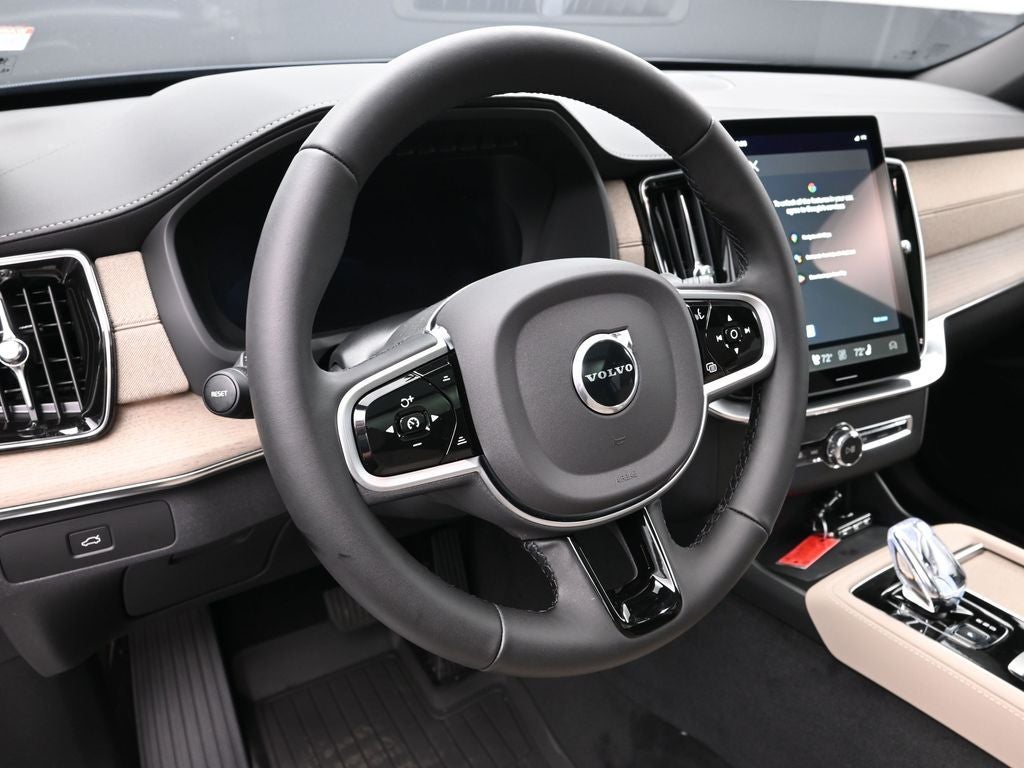 2026 Volvo XC90 B6 Plus 7-Seater