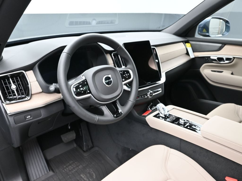 2026 Volvo XC90 B6 Plus 7-Seater