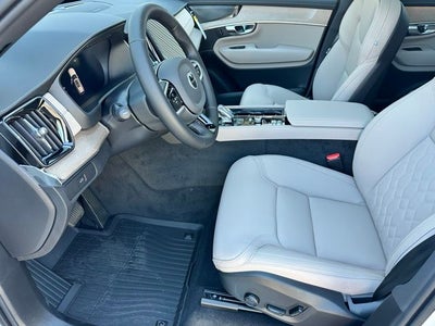 2026 Volvo XC90 B6 Plus 7-Seater