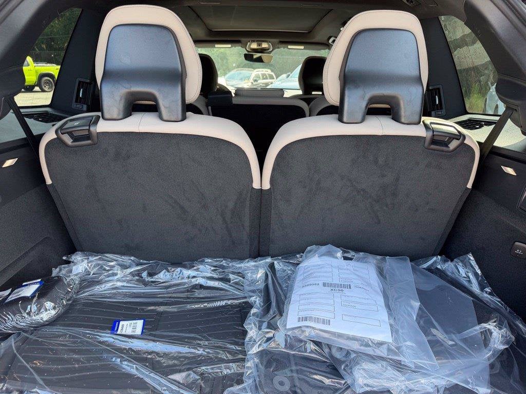 2027 Volvo XC90 B6 Plus 7-Seater