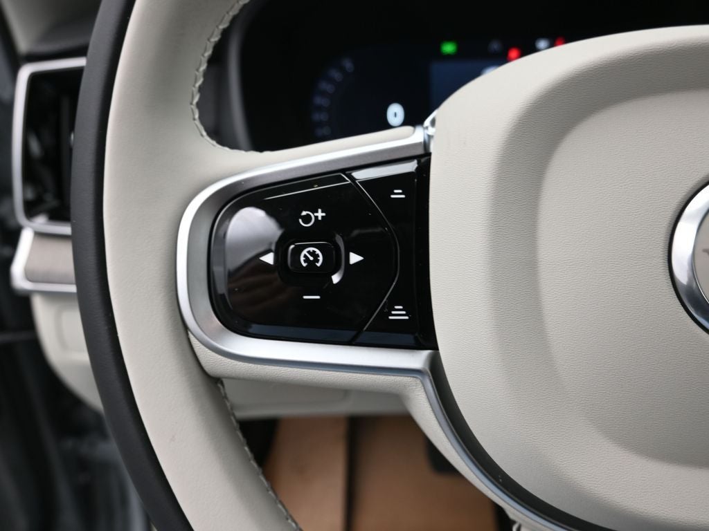 2026 Volvo XC90 B6 Ultra