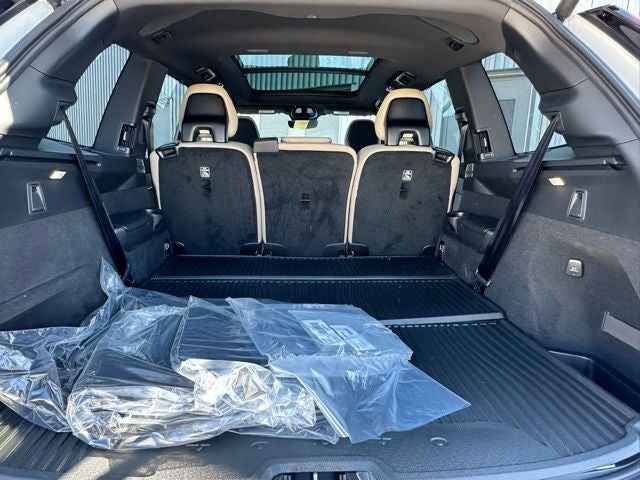 2026 Volvo XC90 B6 Ultra