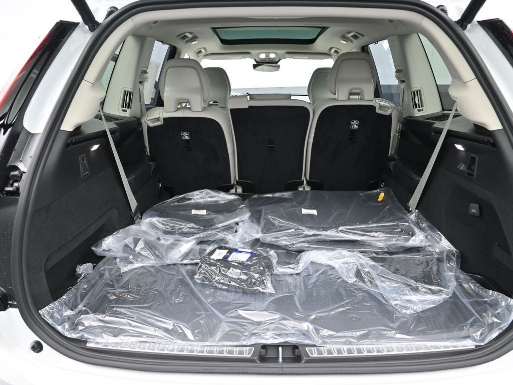 2026 Volvo XC90 B6 Ultra