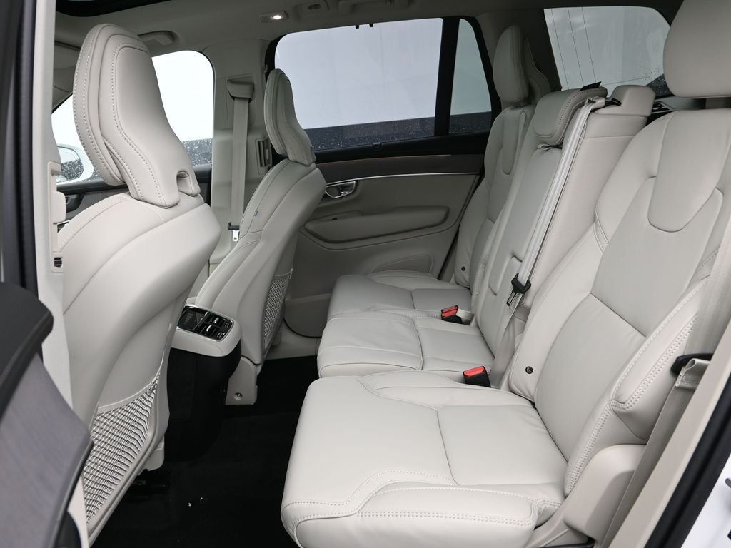 2026 Volvo XC90 B6 Ultra