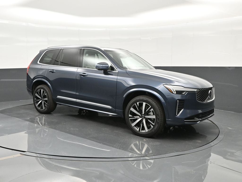 2026 Volvo XC90 B6 Core
