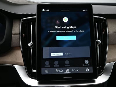 2026 Volvo XC90 B6 Core