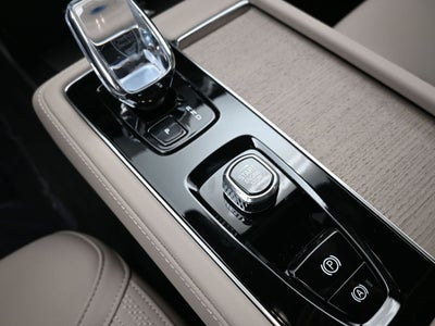 2026 Volvo XC90 B6 Core