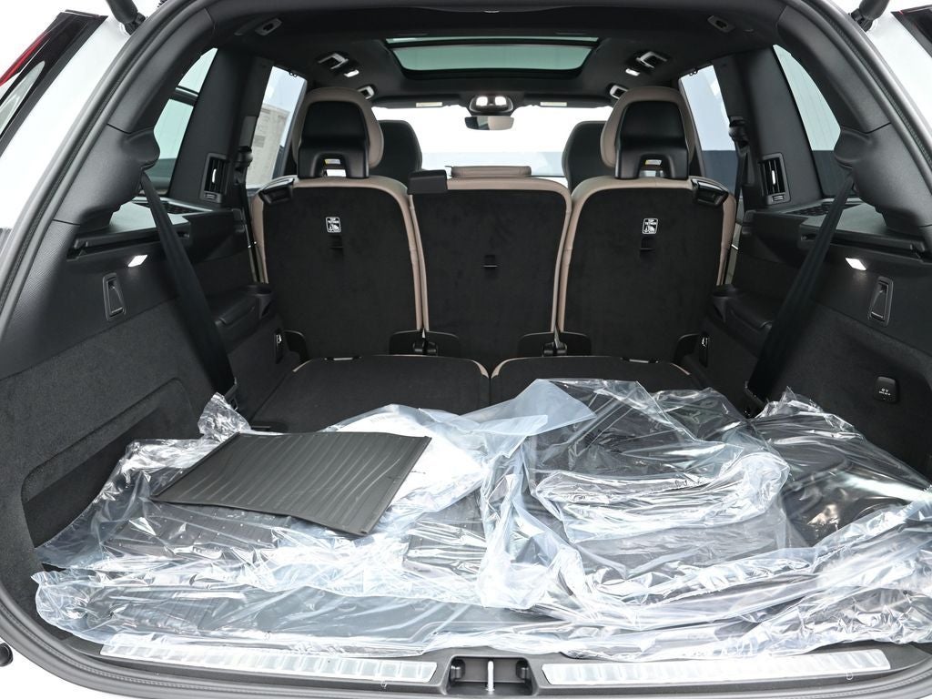 2026 Volvo XC90 B6 Ultra