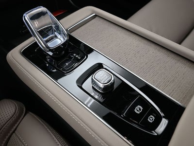 2026 Volvo XC90 B6 Ultra