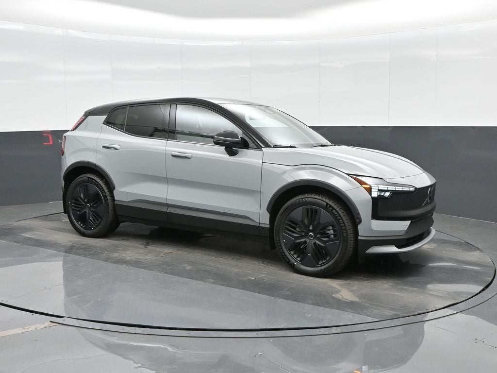 2026 Volvo EX30 Twin Motor Cross Country Ultra