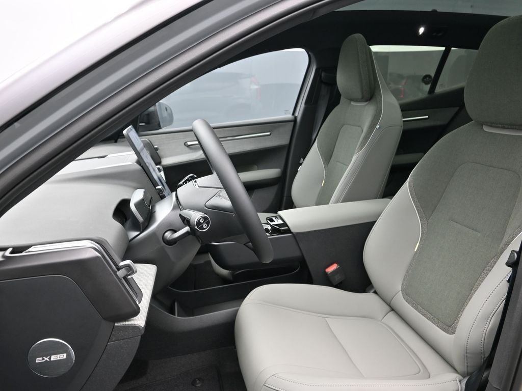 2026 Volvo EX30 Twin Motor Cross Country Ultra