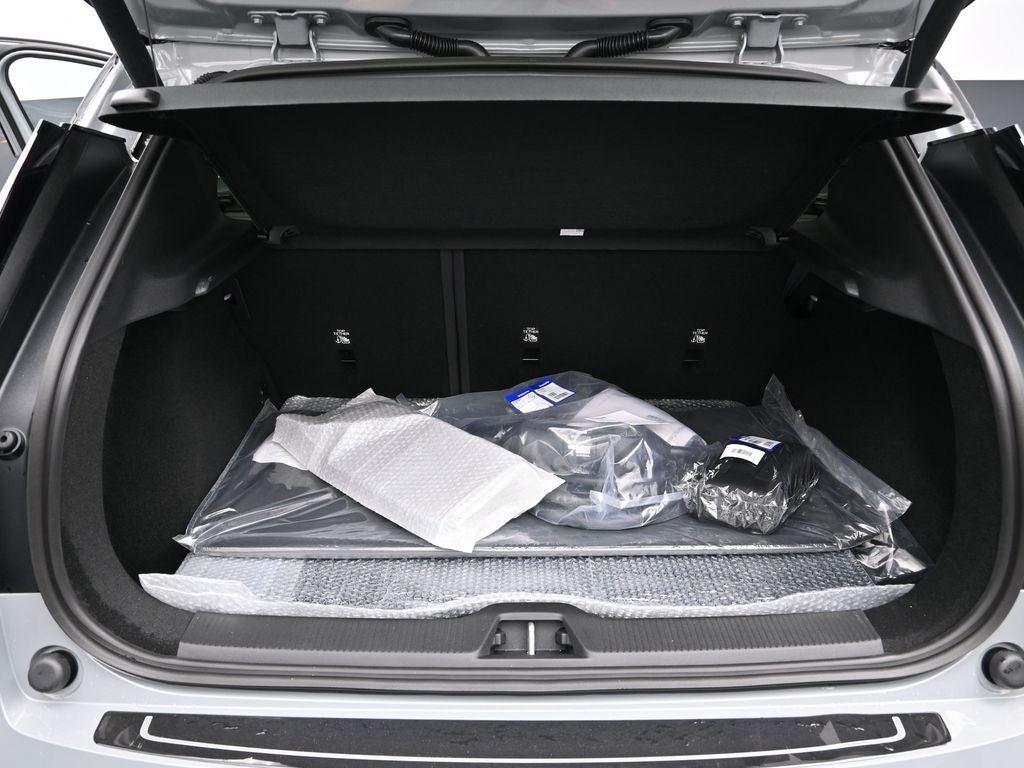 2026 Volvo EX30 Twin Motor Cross Country Ultra