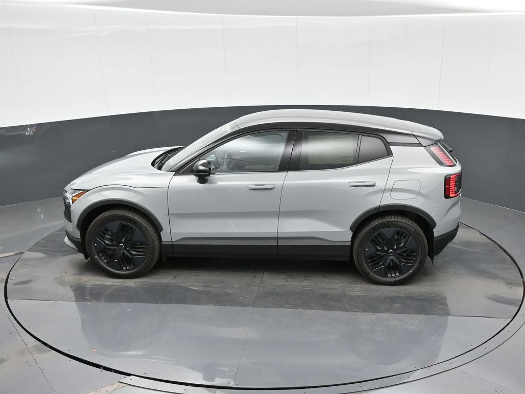 2026 Volvo EX30 Twin Motor Cross Country Ultra