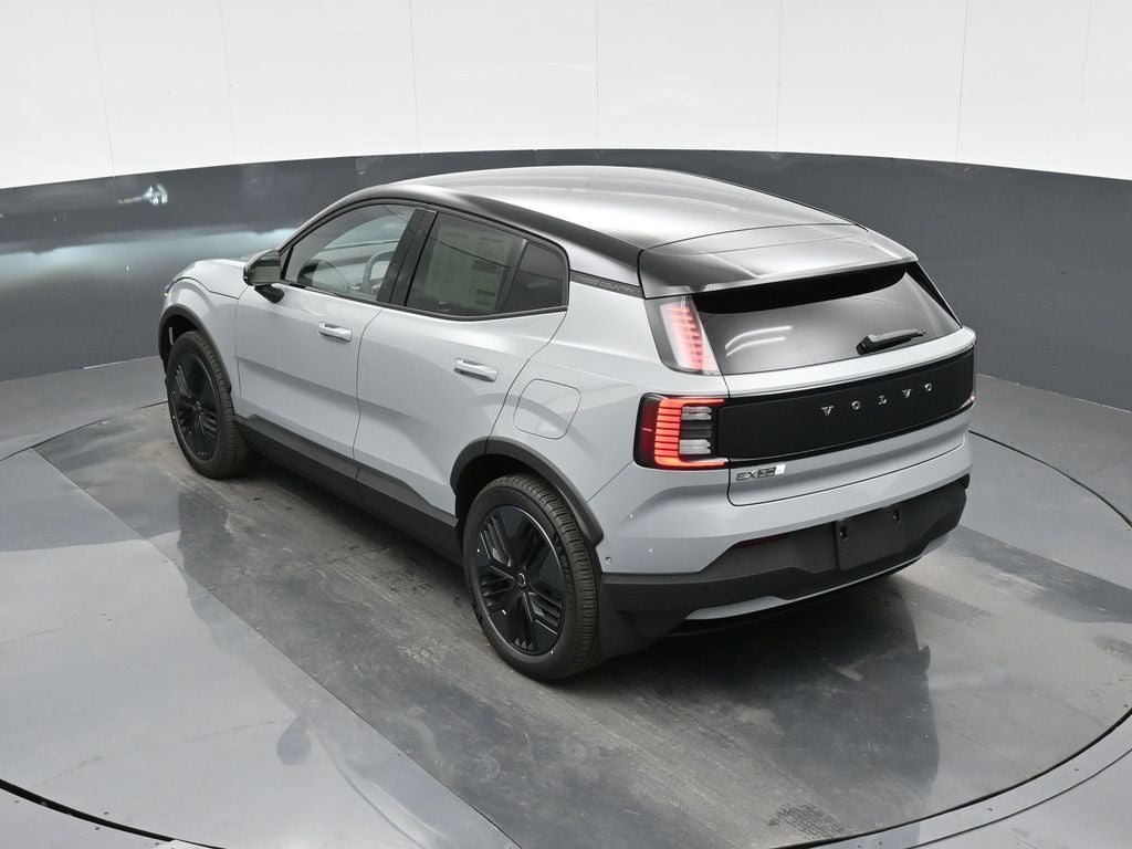 2026 Volvo EX30 Twin Motor Cross Country Ultra