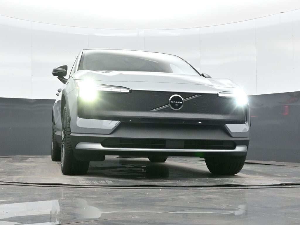 2026 Volvo EX30 Twin Motor Cross Country Ultra