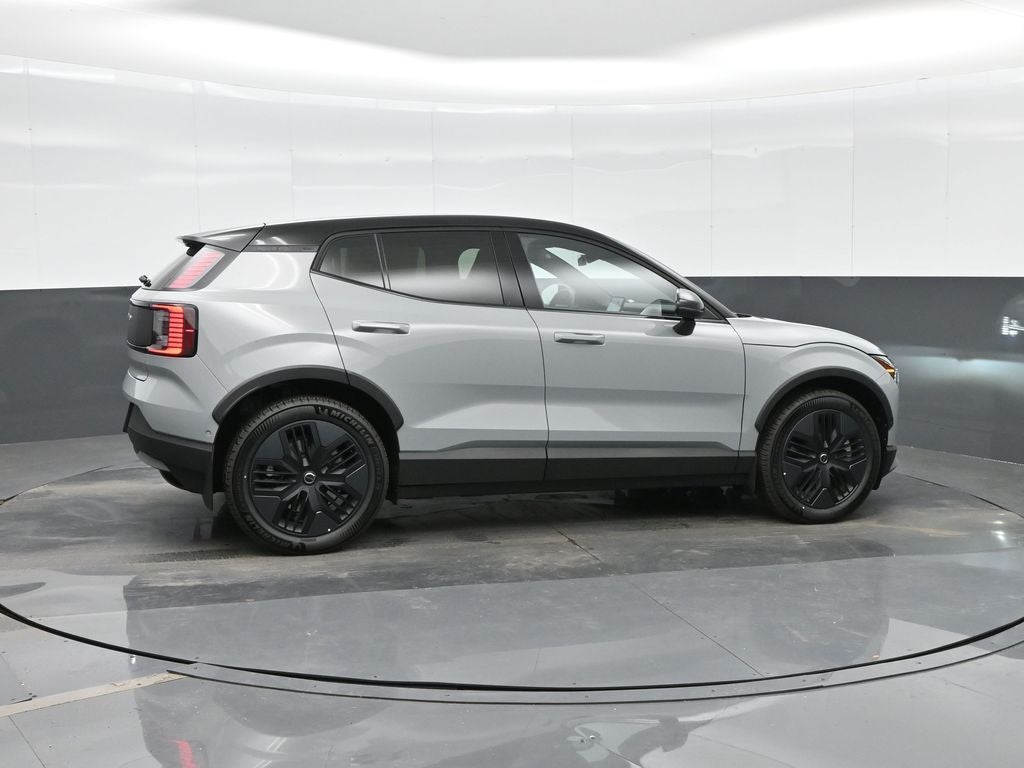 2026 Volvo EX30 Twin Motor Cross Country Ultra