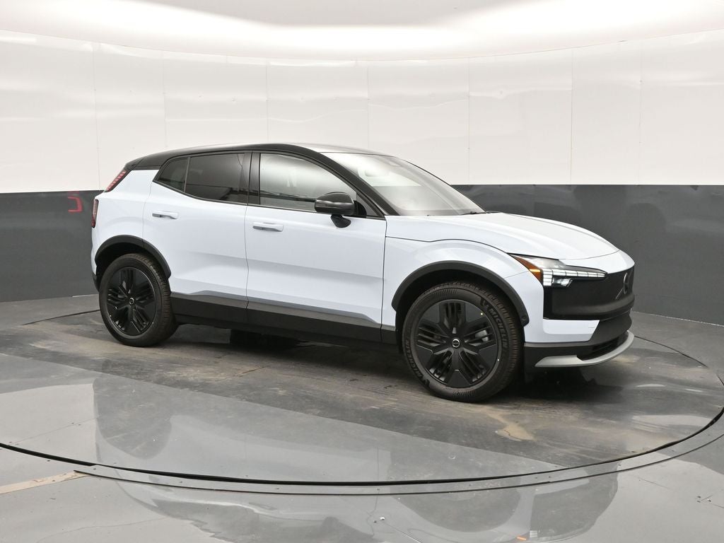 2026 Volvo EX30 Twin Motor Cross Country Ultra