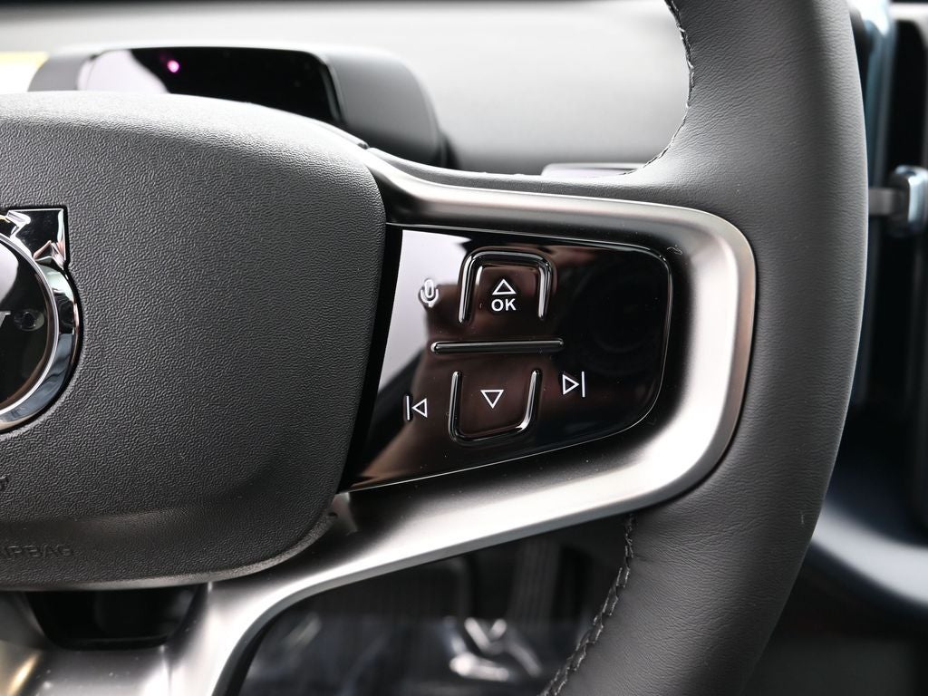 2026 Volvo EX30 Twin Motor Cross Country Ultra