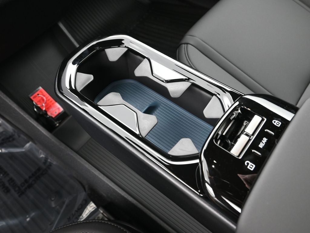 2026 Volvo EX30 Twin Motor Cross Country Ultra