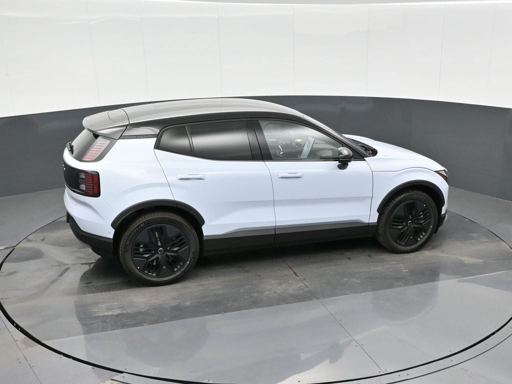 2026 Volvo EX30 Twin Motor Cross Country Ultra