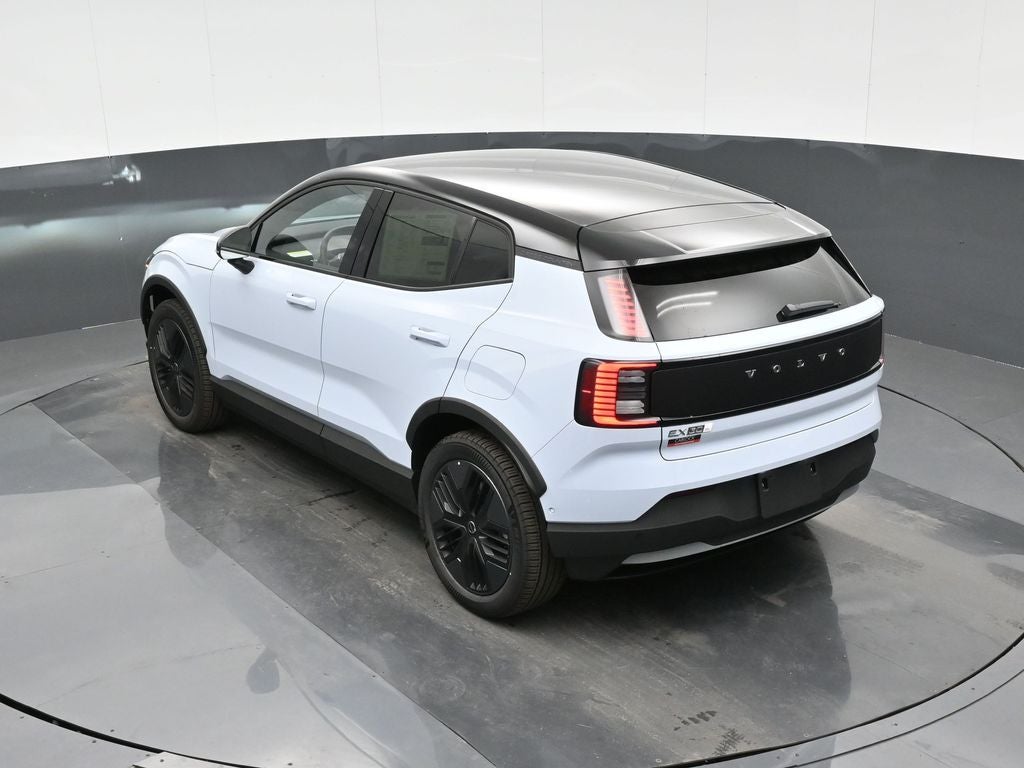 2026 Volvo EX30 Twin Motor Cross Country Ultra