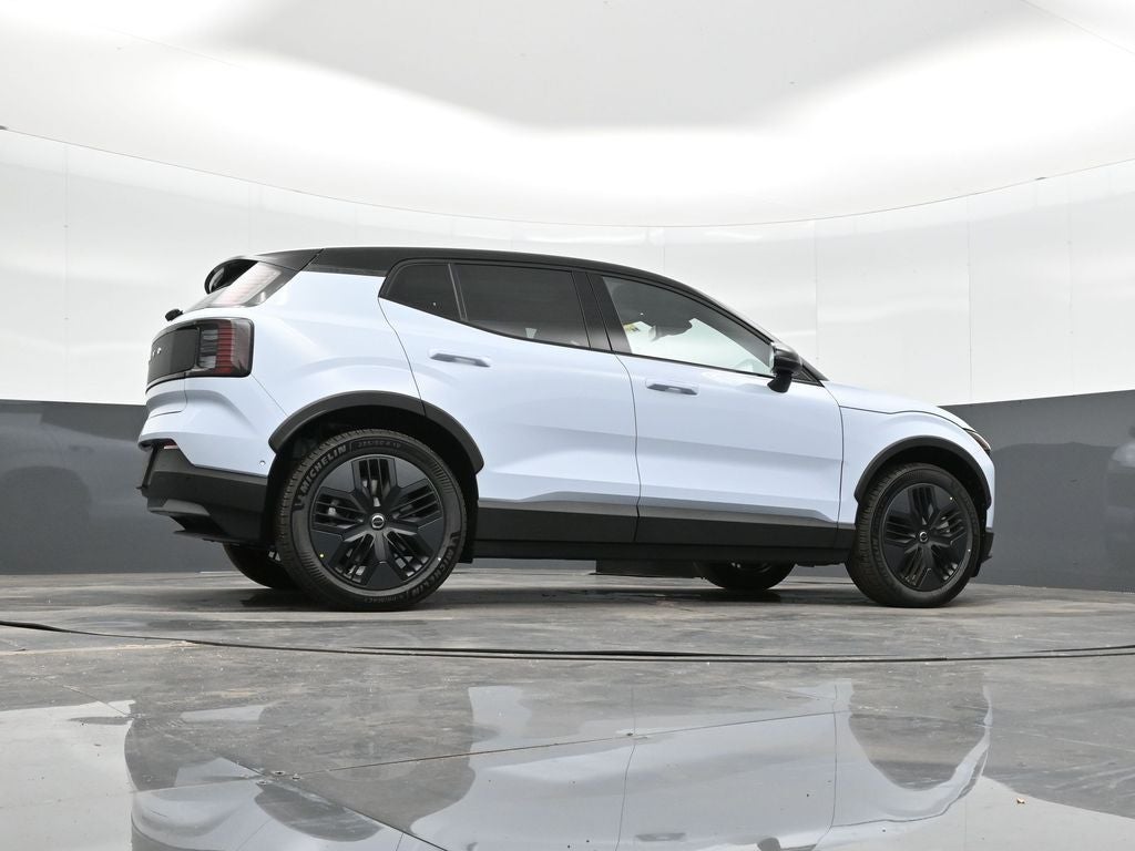 2026 Volvo EX30 Twin Motor Cross Country Ultra