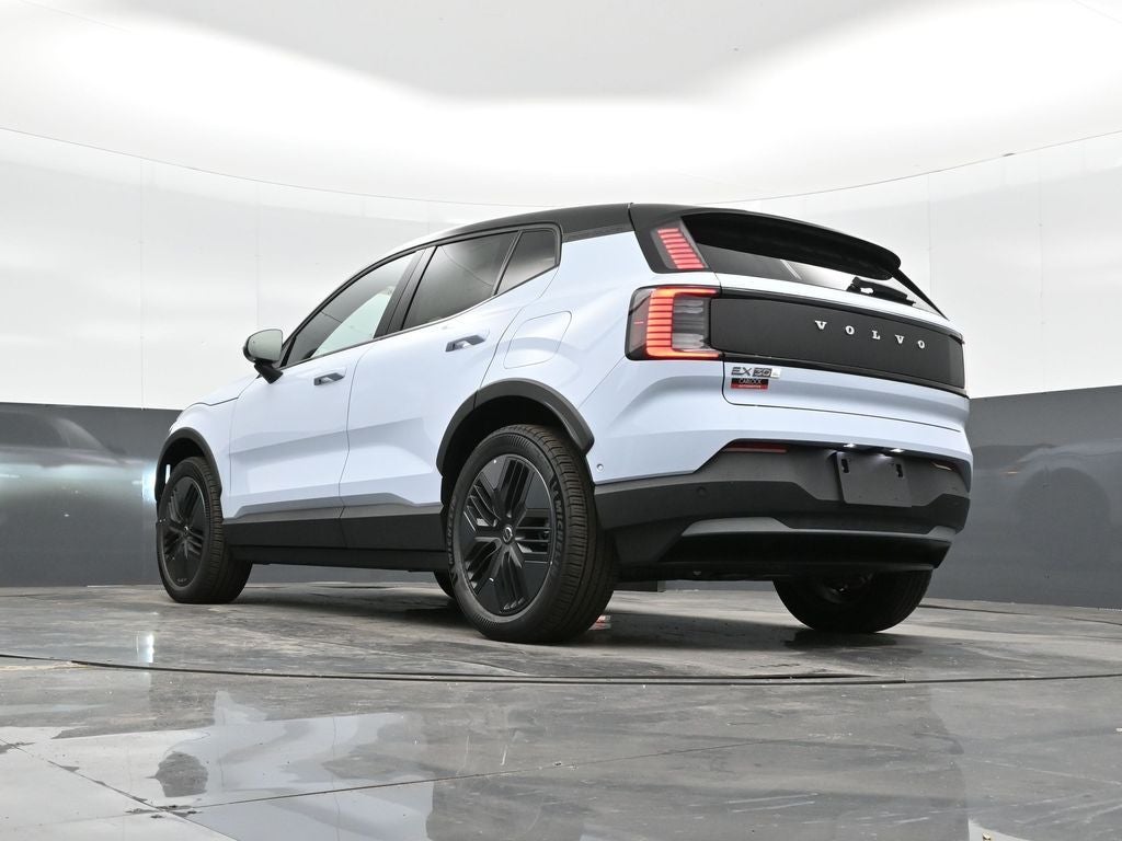 2026 Volvo EX30 Twin Motor Cross Country Ultra