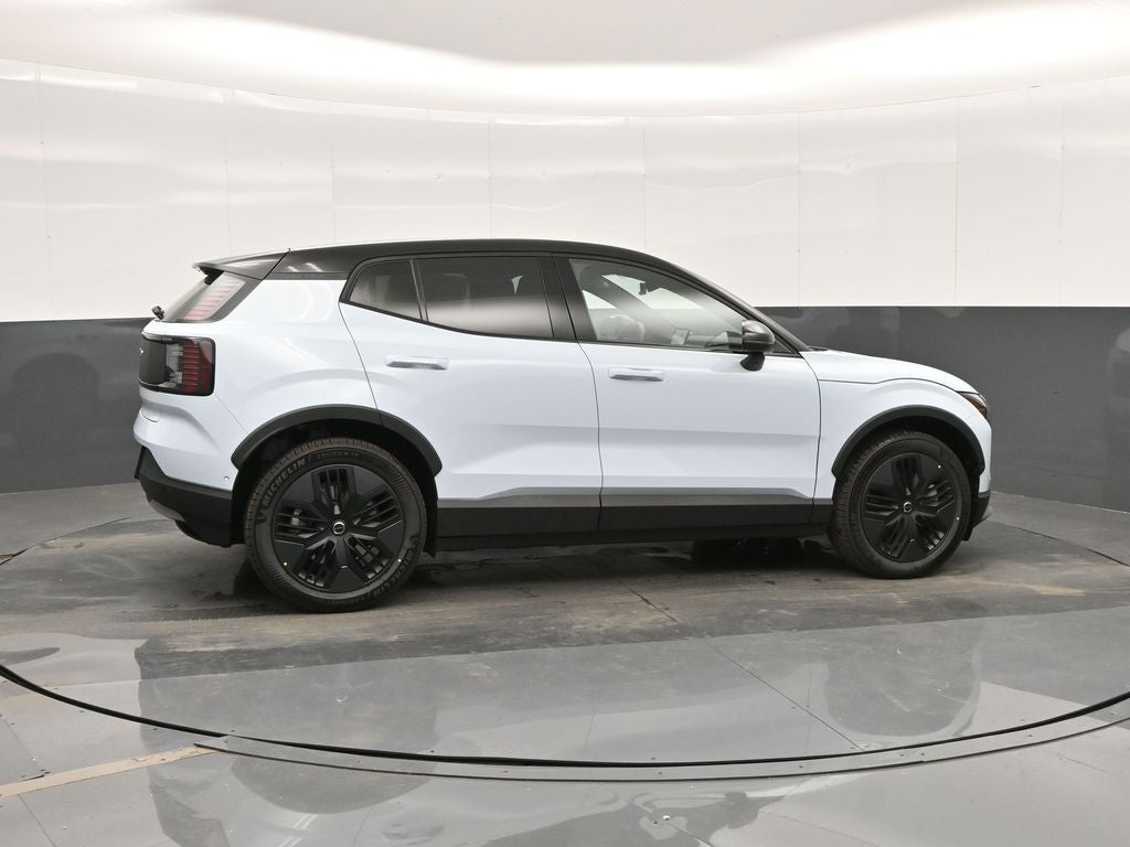 2026 Volvo EX30 Twin Motor Cross Country Ultra