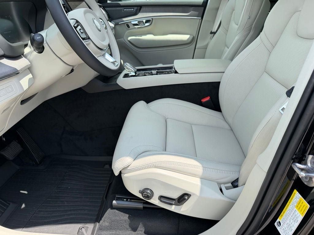 2026 Volvo XC90 Plug-In Hybrid T8 Ultra 6 Passenger