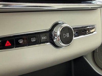 2026 Volvo XC90 Plug-In Hybrid T8 Ultra 6 Passenger