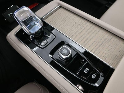 2026 Volvo XC90 Plug-In Hybrid T8 Plus 7 Passenger
