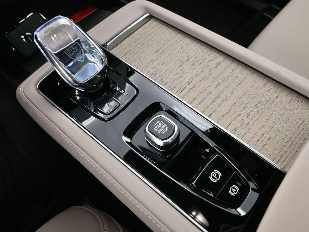2026 Volvo XC90 Plug-In Hybrid T8 Plus 7 Passenger