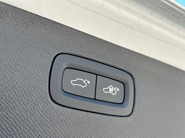 2026 Volvo XC90 Plug-In Hybrid T8 Ultra 7 Passenger