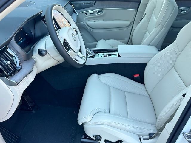 2026 Volvo XC90 Plug-In Hybrid T8 Ultra 7 Passenger