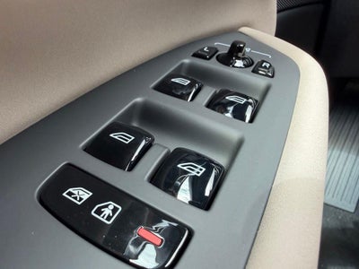 2026 Volvo XC90 Plug-In Hybrid T8 Core