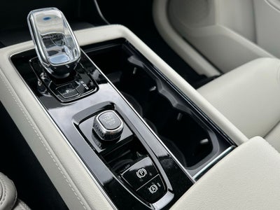 2026 Volvo XC90 Plug-In Hybrid T8 Ultra