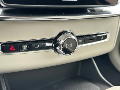 2026 Volvo XC90 Plug-In Hybrid T8 Ultra