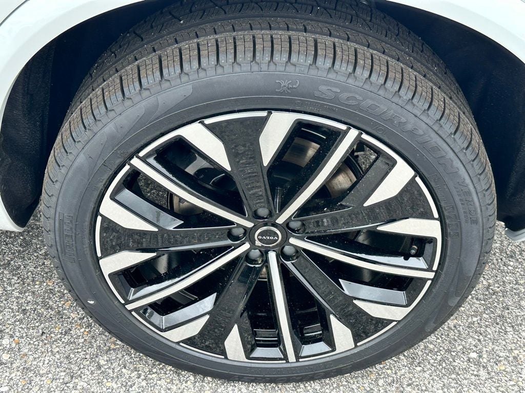 2026 Volvo XC90 Plug-In Hybrid T8 Ultra