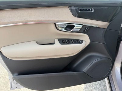 2026 Volvo XC90 Plug-In Hybrid T8 Ultra