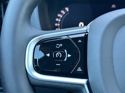 2026 Volvo XC60 Plug-In Hybrid T8 Plus