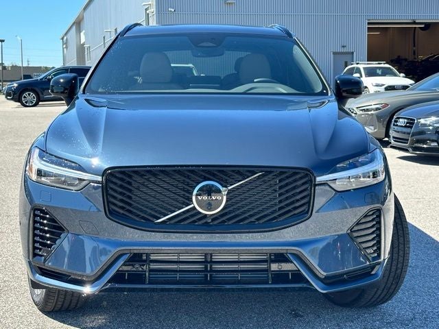 2026 Volvo XC60 Plug-In Hybrid T8 Plus