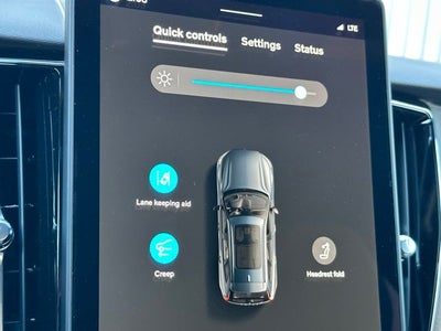 2026 Volvo XC60 Plug-In Hybrid T8 Plus