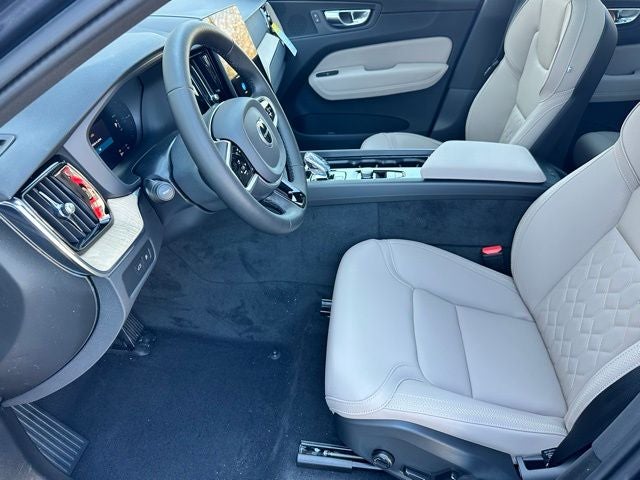 2026 Volvo XC60 Plug-In Hybrid T8 Plus