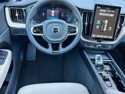 2026 Volvo XC60 Plug-In Hybrid T8 Plus