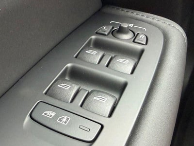 2026 Volvo XC60 Plug-In Hybrid T8 Ultra