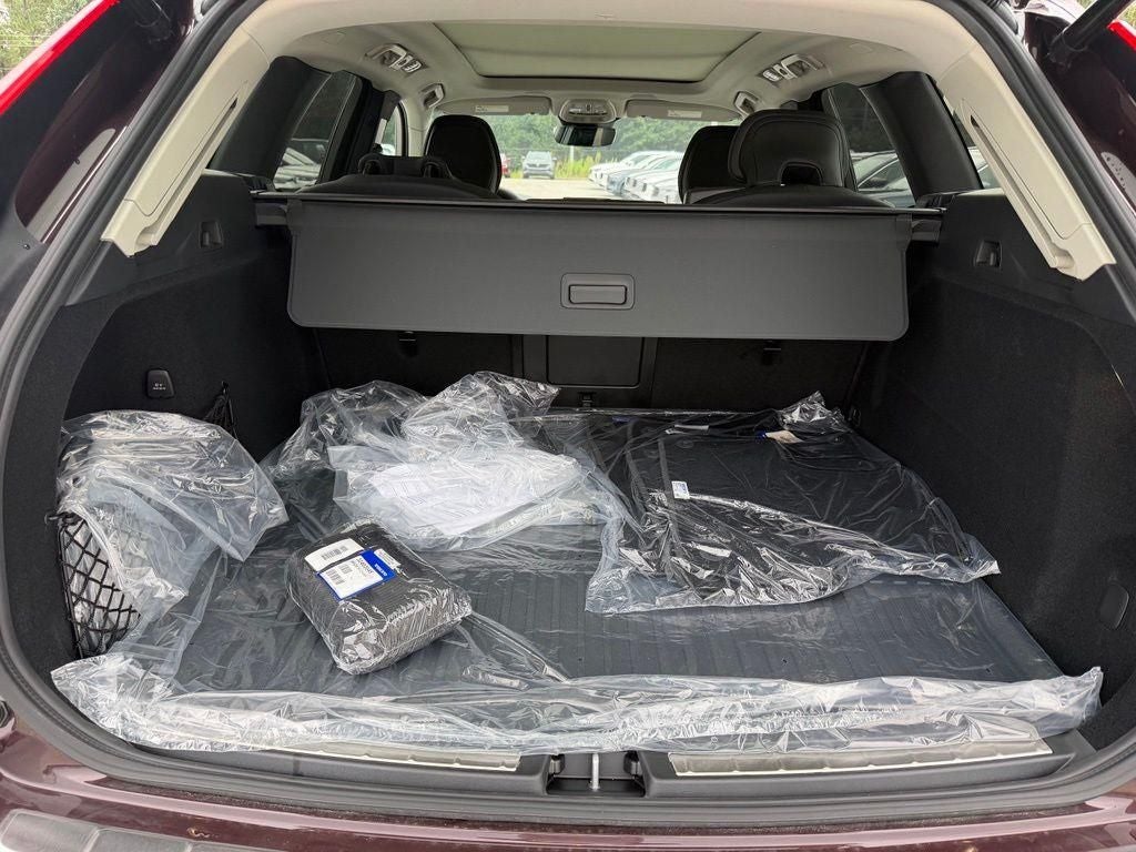 2026 Volvo XC60 Plug-In Hybrid T8 Ultra