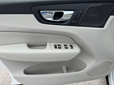2026 Volvo XC60 Plug-In Hybrid T8 Ultra
