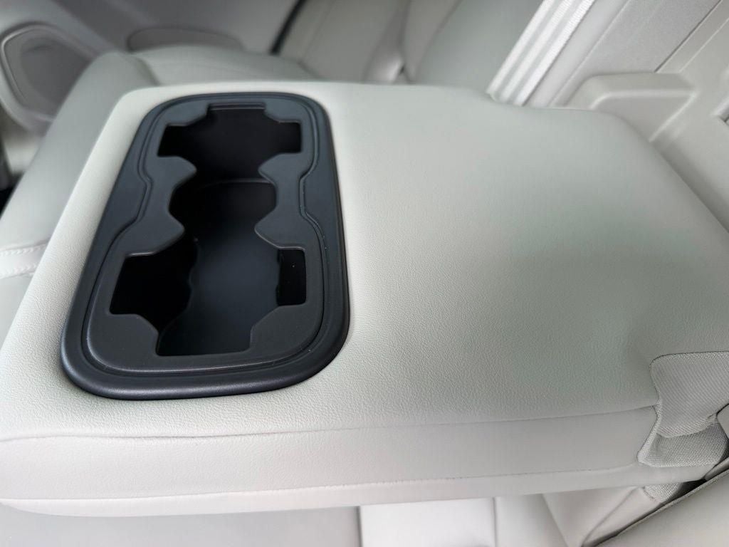 2026 Volvo XC60 Plug-In Hybrid T8 Ultra